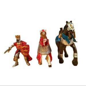 Papo King Richard And Two medieval Horses